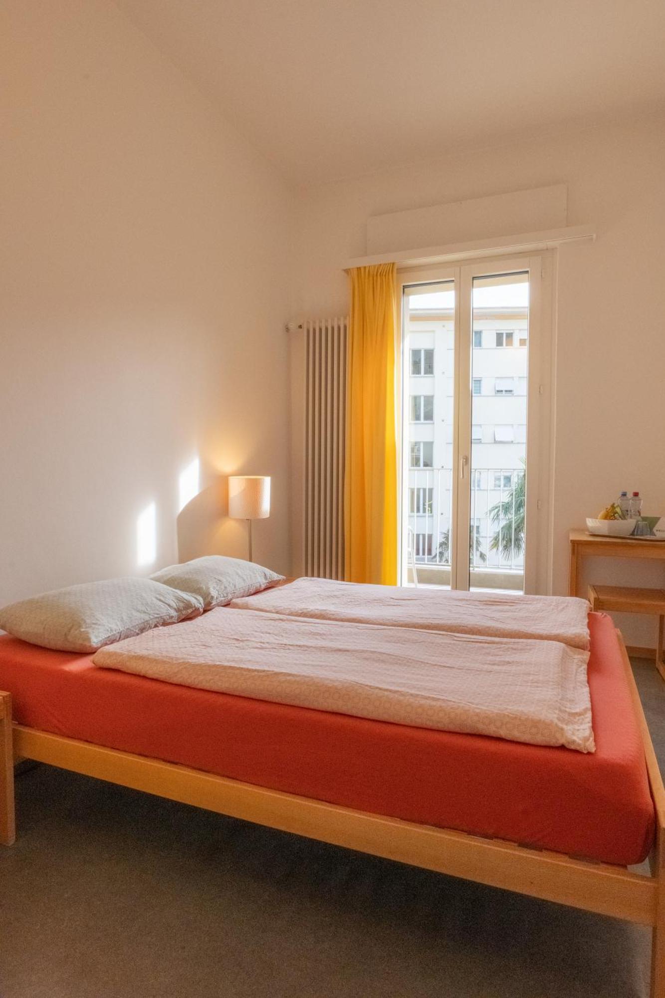 Youth Hostal